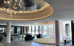 Majvik Congress Hotel